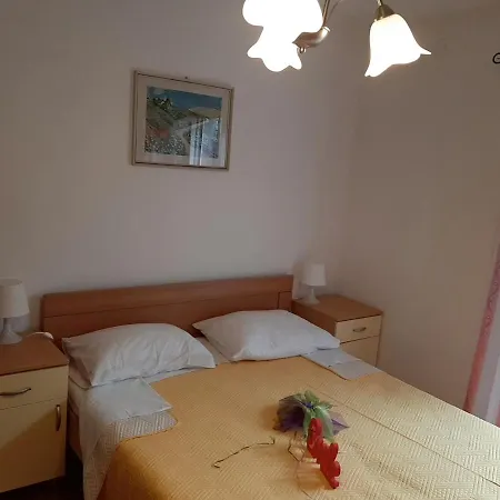 Centre Apartment *