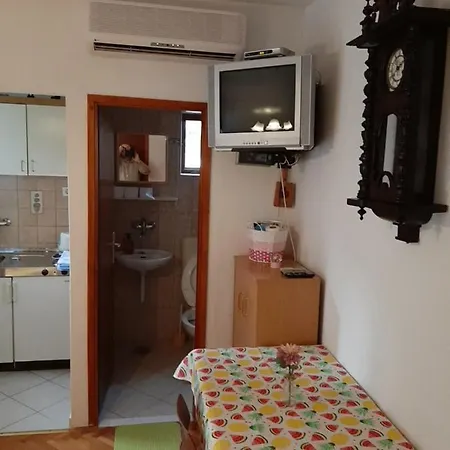 Centre Apartment *