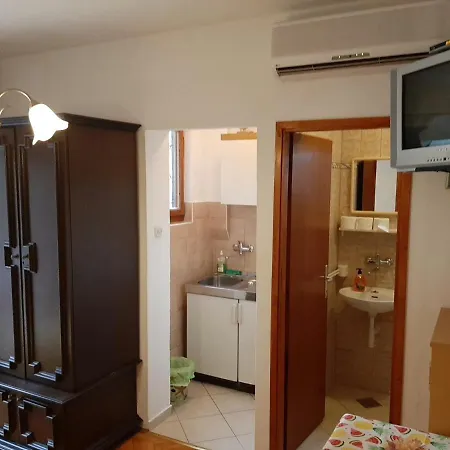 Apartment Centre